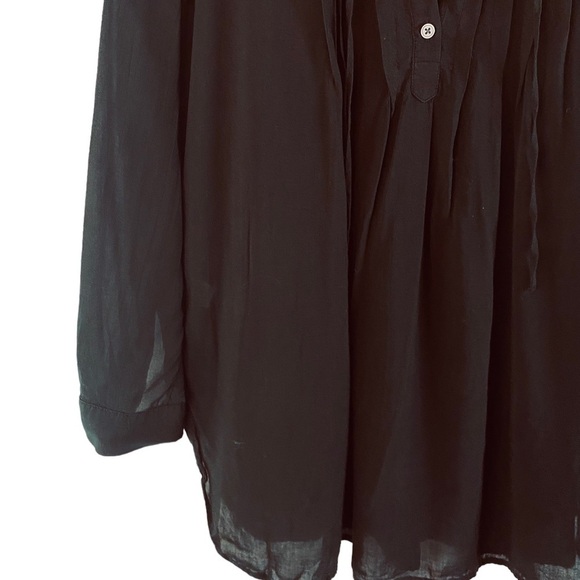 LOFT Pleated Half Button Front Flowy Lightweight Top Size Small - Picture 7 of 9